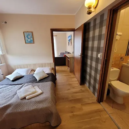 ゲストハウス Osrodek Wypoczynkowy Romed Jastrzębia Góra