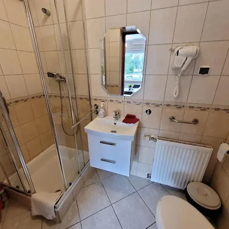 ゲストハウス Osrodek Wypoczynkowy Romed *