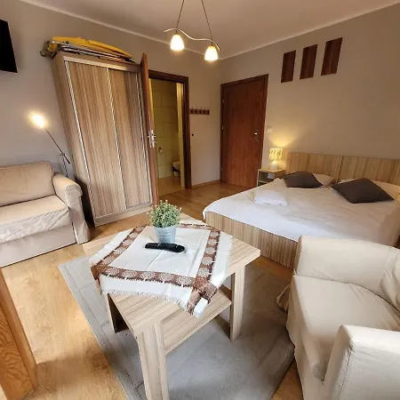 ゲストハウス Osrodek Wypoczynkowy Romed