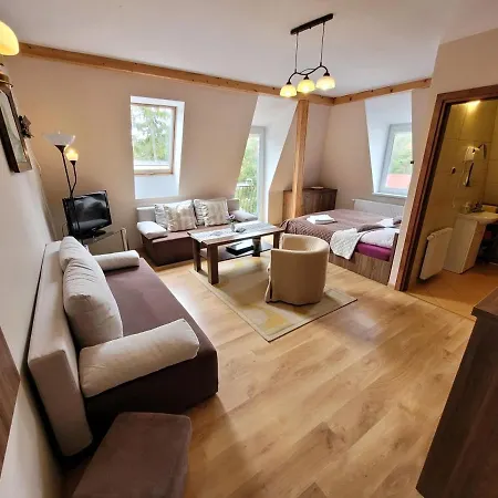 Osrodek Wypoczynkowy Romed *