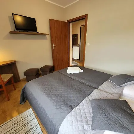 ゲストハウス Osrodek Wypoczynkowy Romed *