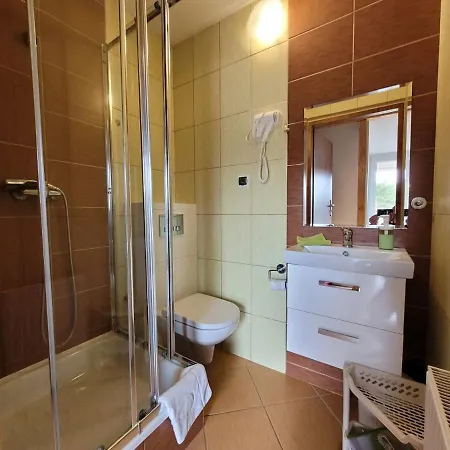 Osrodek Wypoczynkowy Romed ゲストハウス *